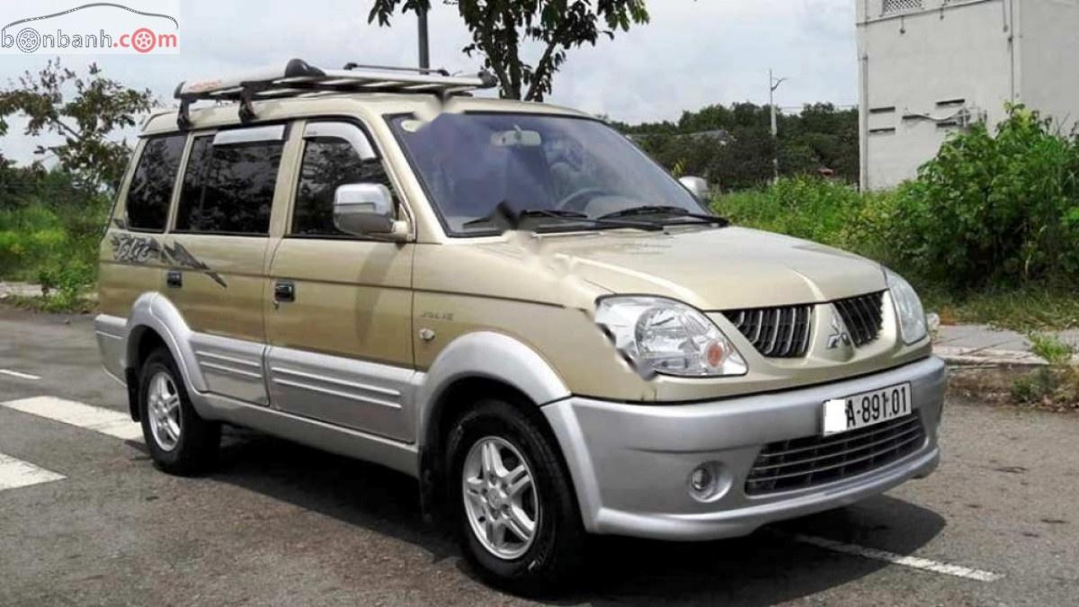 Mitsubishi Jolie SS 2005 - Bán xe Mitsubishi Jolie SS đời 2005, màu vàng cát, số sàn