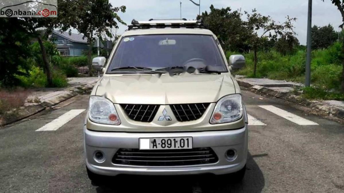 Mitsubishi Jolie SS 2005 - Bán xe Mitsubishi Jolie SS đời 2005, màu vàng cát, số sàn