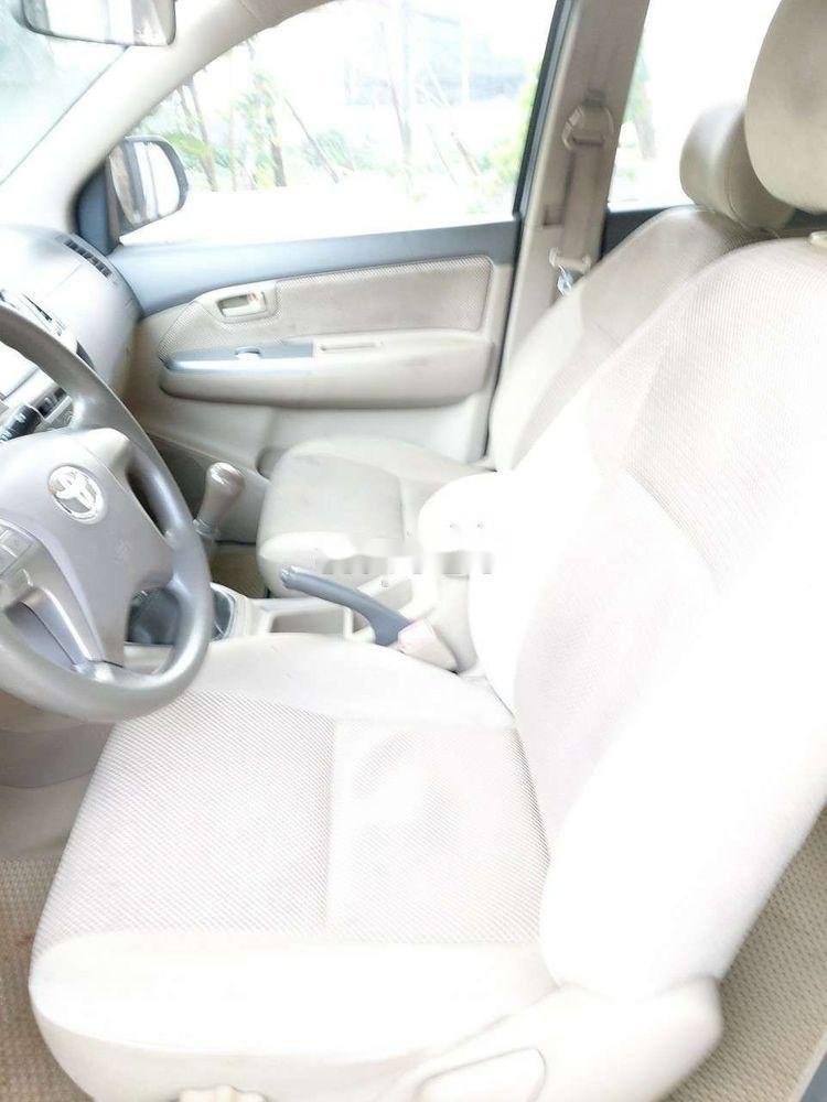 Toyota Hilux 2012 - Bán Toyota Hilux 2.5E sản xuất 2012, màu bạc, giá 380tr