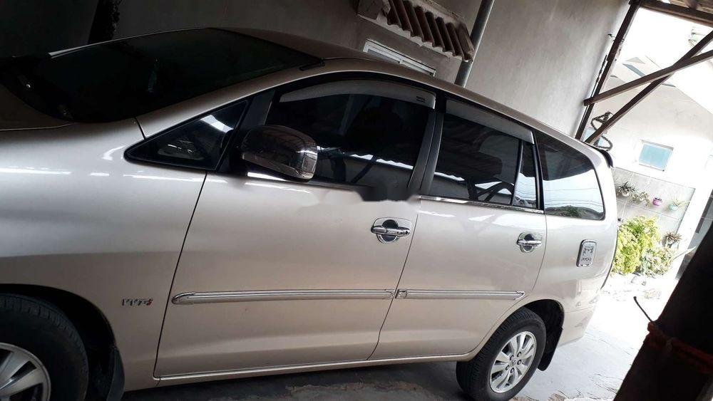 Toyota Innova 2011 - Bán xe Toyota Innova đời 2011 giá tốt xe nguyên bản