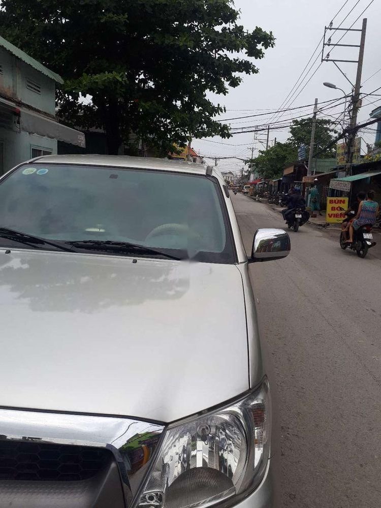 Toyota Hilux 2009 - Cần bán xe Toyota Hilux năm 2009, nhập khẩu chính hãng