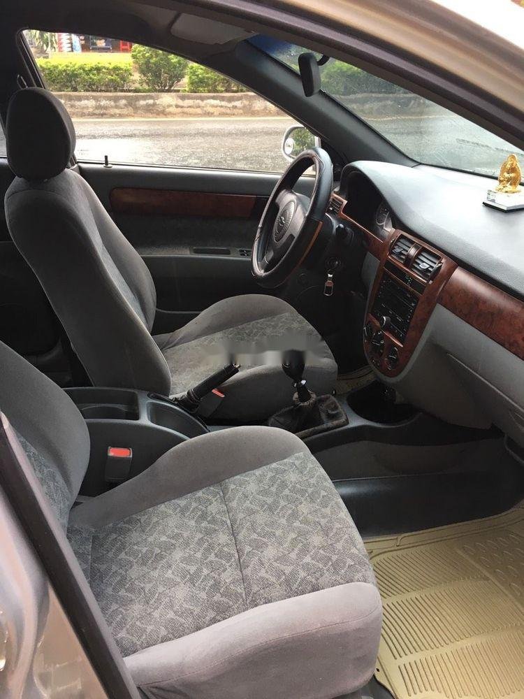 Chevrolet Lacetti 2013 - Bán Chevrolet Lacetti năm 2013, màu bạc như mới, giá chỉ 205 triệu