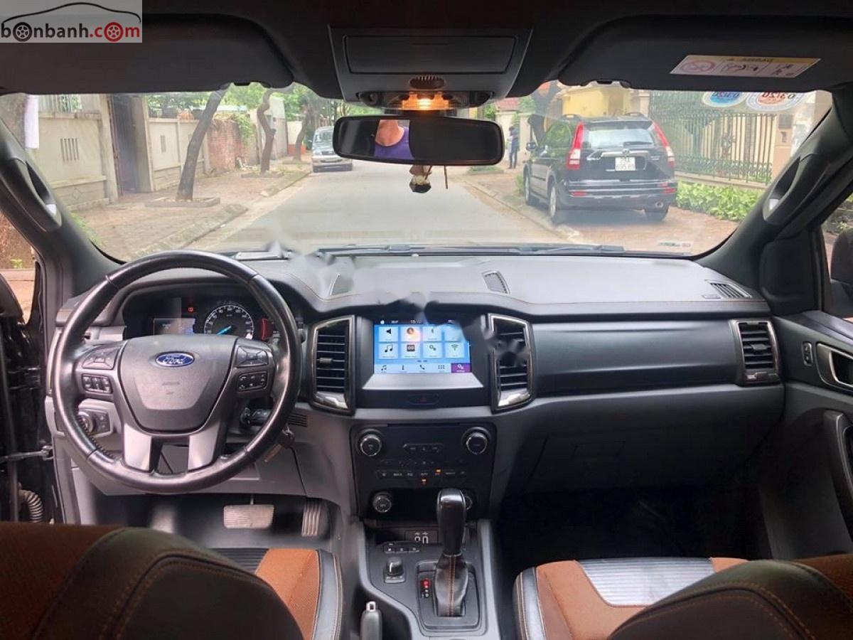 Ford Ranger Wildtrak 3.2 2016 - Bán Ford Ranger Wildtrak 3.2 đời 2016, màu đen, nhập khẩu