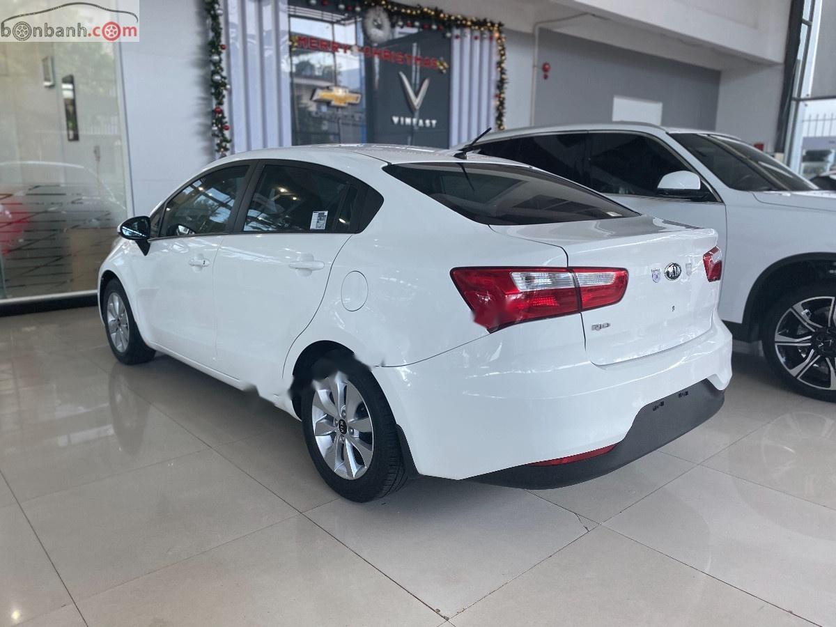Kia Rio 1.4 MT 2016 - Bán xe Kia Rio 1.4 MT đời 2016, màu trắng, nhập khẩu