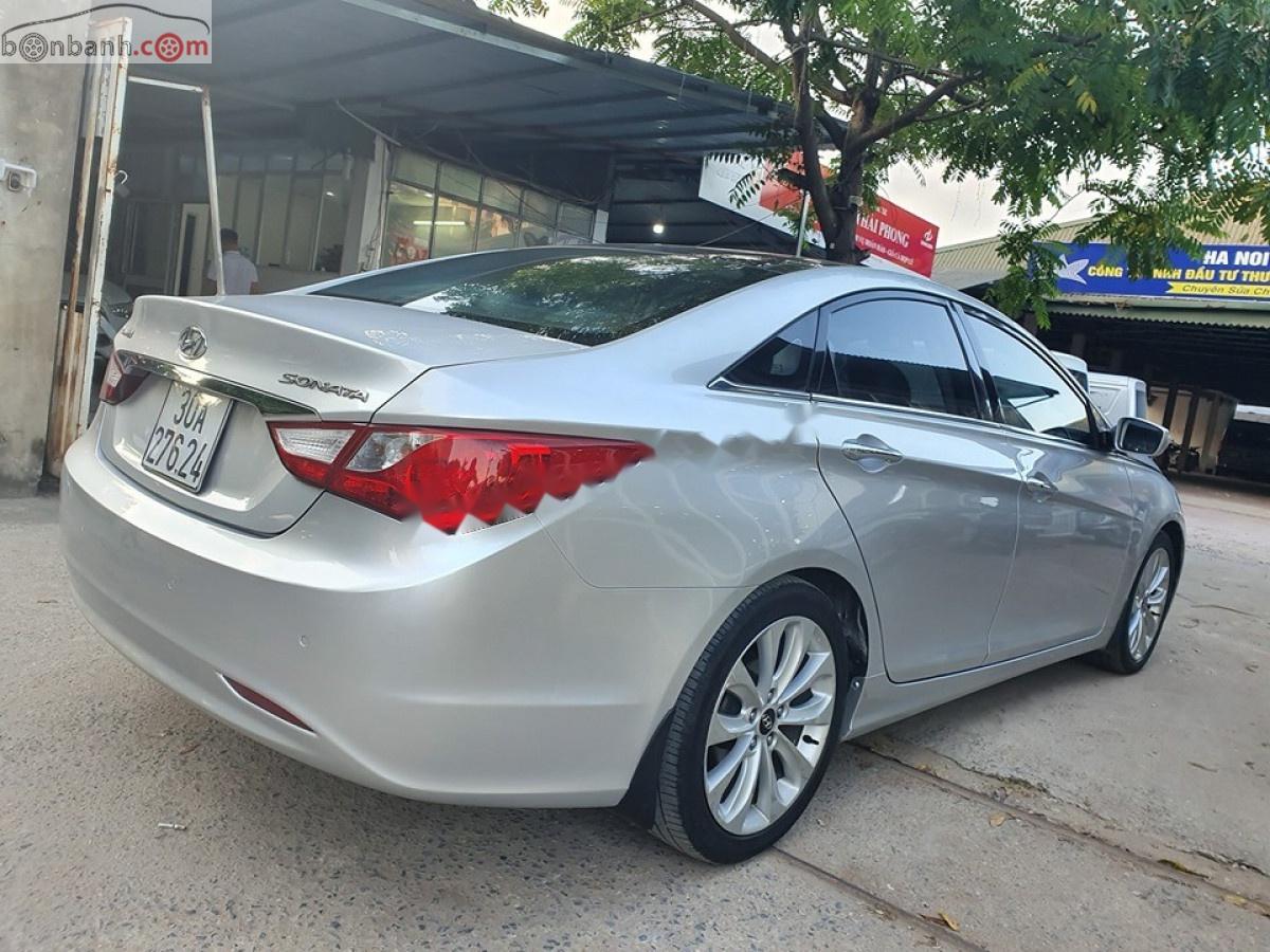 Hyundai Sonata 2012 - Cần bán lại xe Hyundai Sonata 2012, xe nhập chính hãng