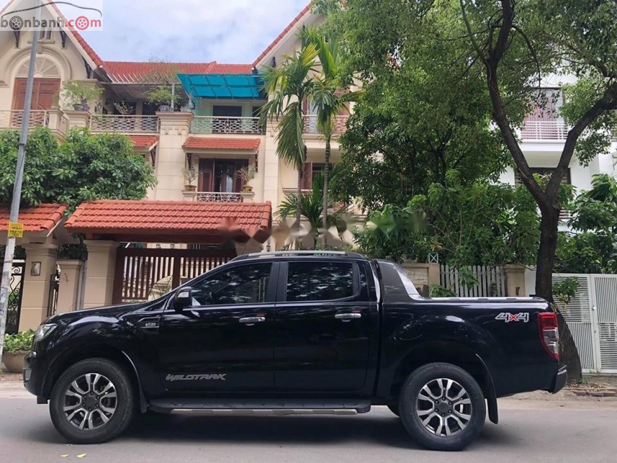 Ford Ranger Wildtrak 3.2 2016 - Bán Ford Ranger Wildtrak 3.2 đời 2016, màu đen, nhập khẩu