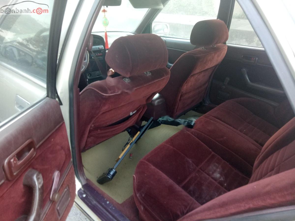 Toyota Cressida 1993 - Bán Toyota Cressida 1993, màu vàng, nhập khẩu