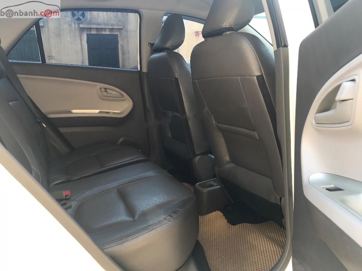 Kia Morning EX 2016 - Cần bán gấp Kia Morning EX sản xuất năm 2016, màu trắng xe gia đình