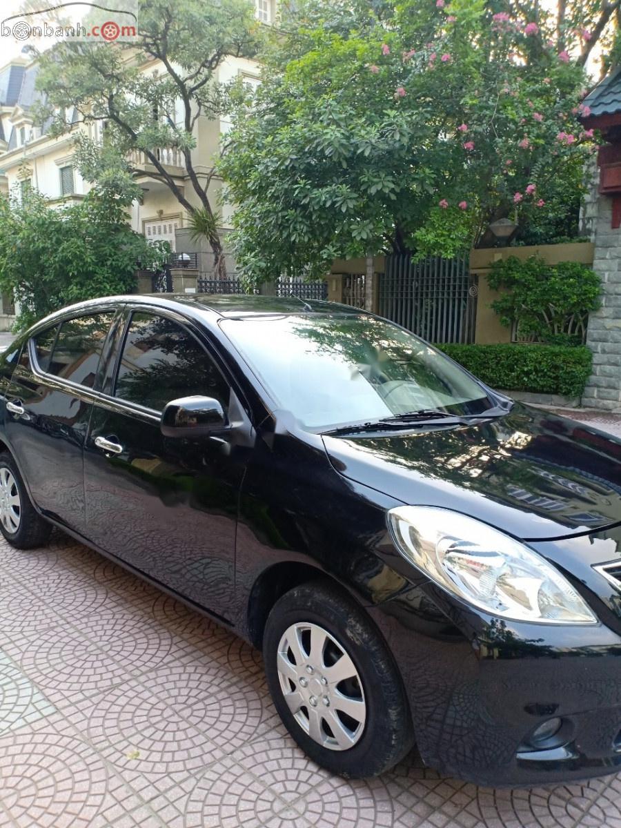 Nissan Sunny 2015 - Cần bán gấp Nissan Sunny 1.5 XL MT năm sản xuất 2015, màu đen số sàn
