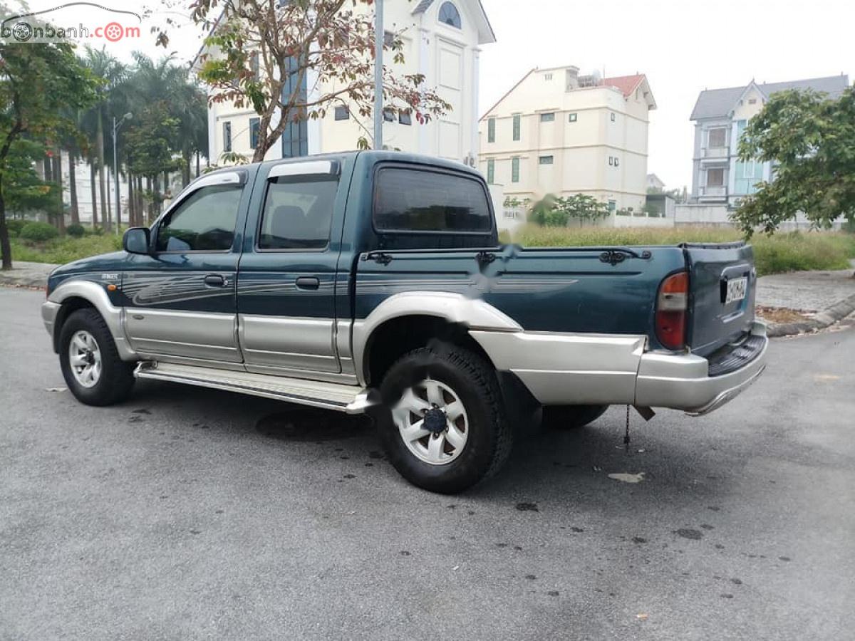 Ford Ranger XLT 4x4 MT 2002 - Cần bán gấp Ford Ranger XLT 4x4 MT đời 2002, màu xanh, giá tốt