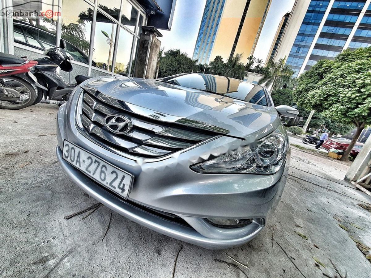 Hyundai Sonata 2012 - Cần bán lại xe Hyundai Sonata 2012, xe nhập chính hãng