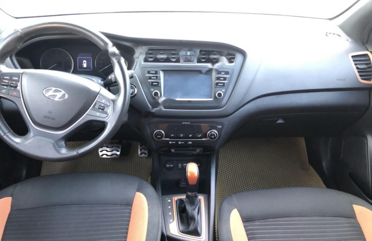 Hyundai i20 2016 - Bán Hyundai i20 năm sản xuất 2016, màu trắng, nhập khẩu như mới