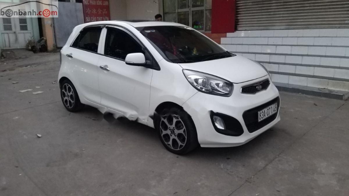 Kia Picanto 2012 - Cần bán xe Kia Picanto đời 2012, màu trắng giá cạnh tranh xe còn mới lắm