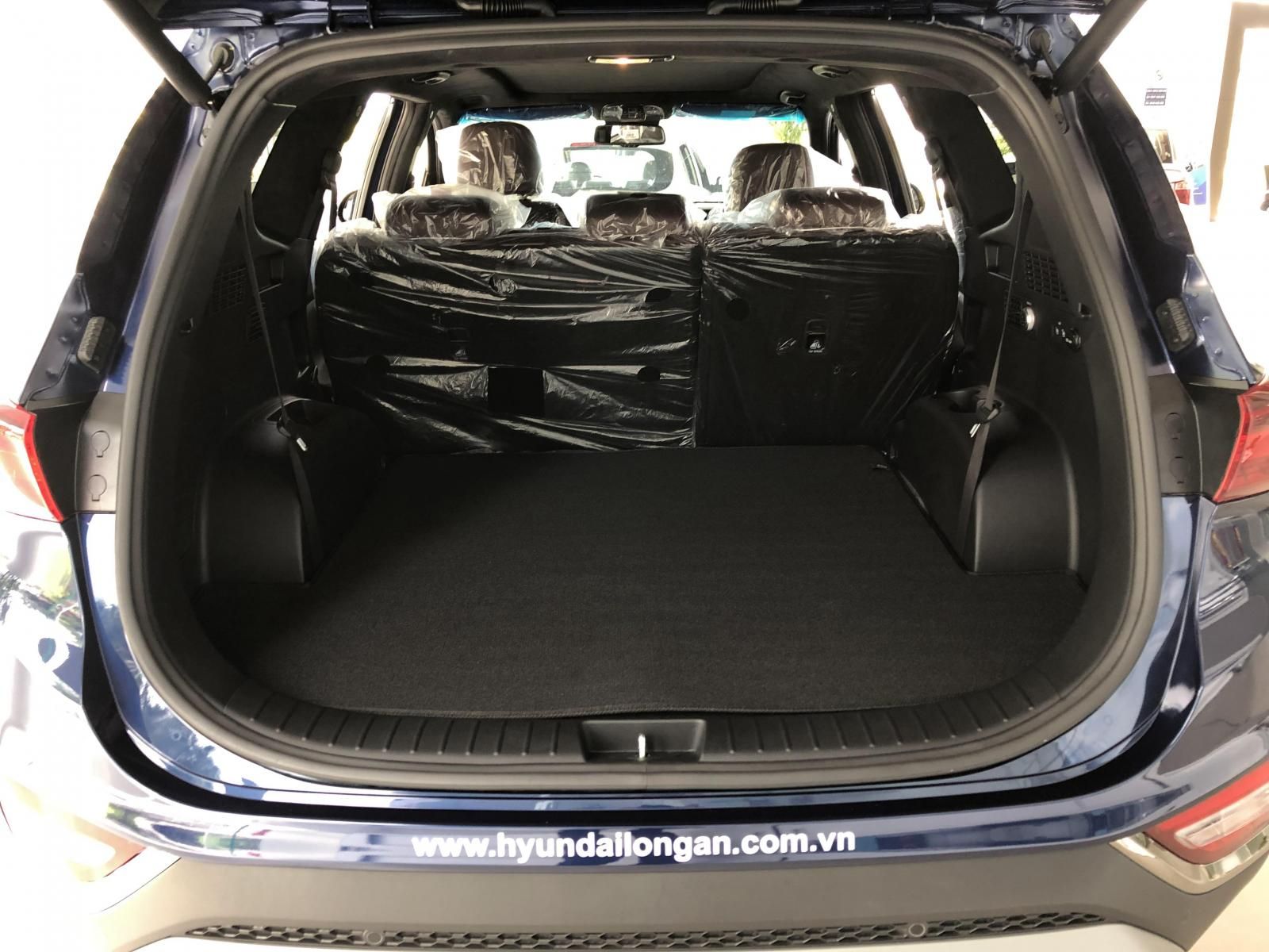 Hyundai Santa Fe 2.2 2019 - Ưu đãi gói phụ kiện hấp dẫn khi mua xe Hyundai Santa Fe, máy xăng, bản tiêu chuẩn - Giá cạnh tranh