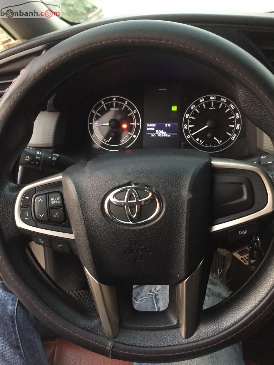 Toyota Innova 2017 - Cần bán Toyota Innova đời 2017 giá cạnh tranh