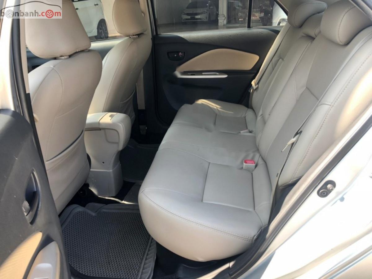 Toyota Vios 2008 - Cần bán lại xe Toyota Vios 2008, màu bạc xe gia đình giá cạnh tranh xe còn mới lắm