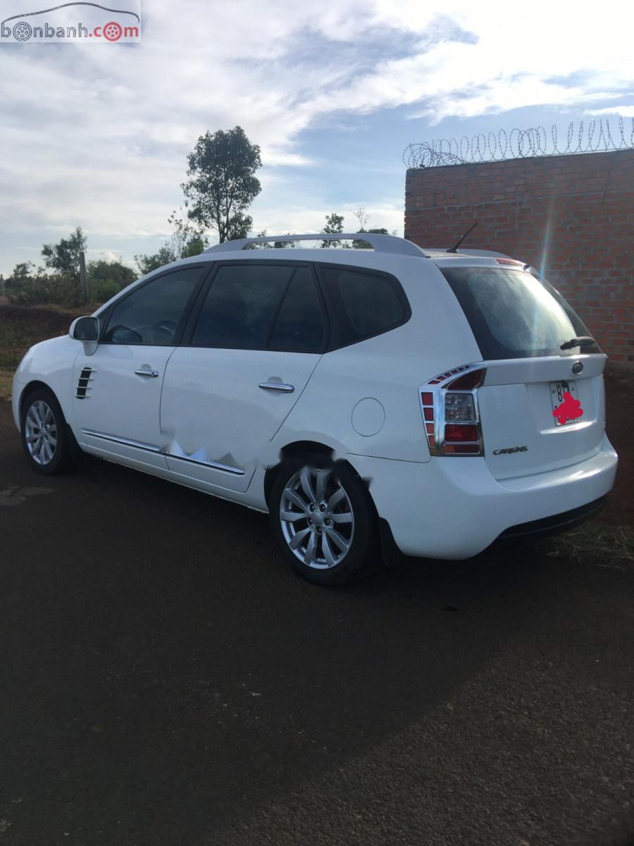 Kia Carens 2015 - Cần bán gấp Kia Carens năm sản xuất 2015, màu trắng số sàn
