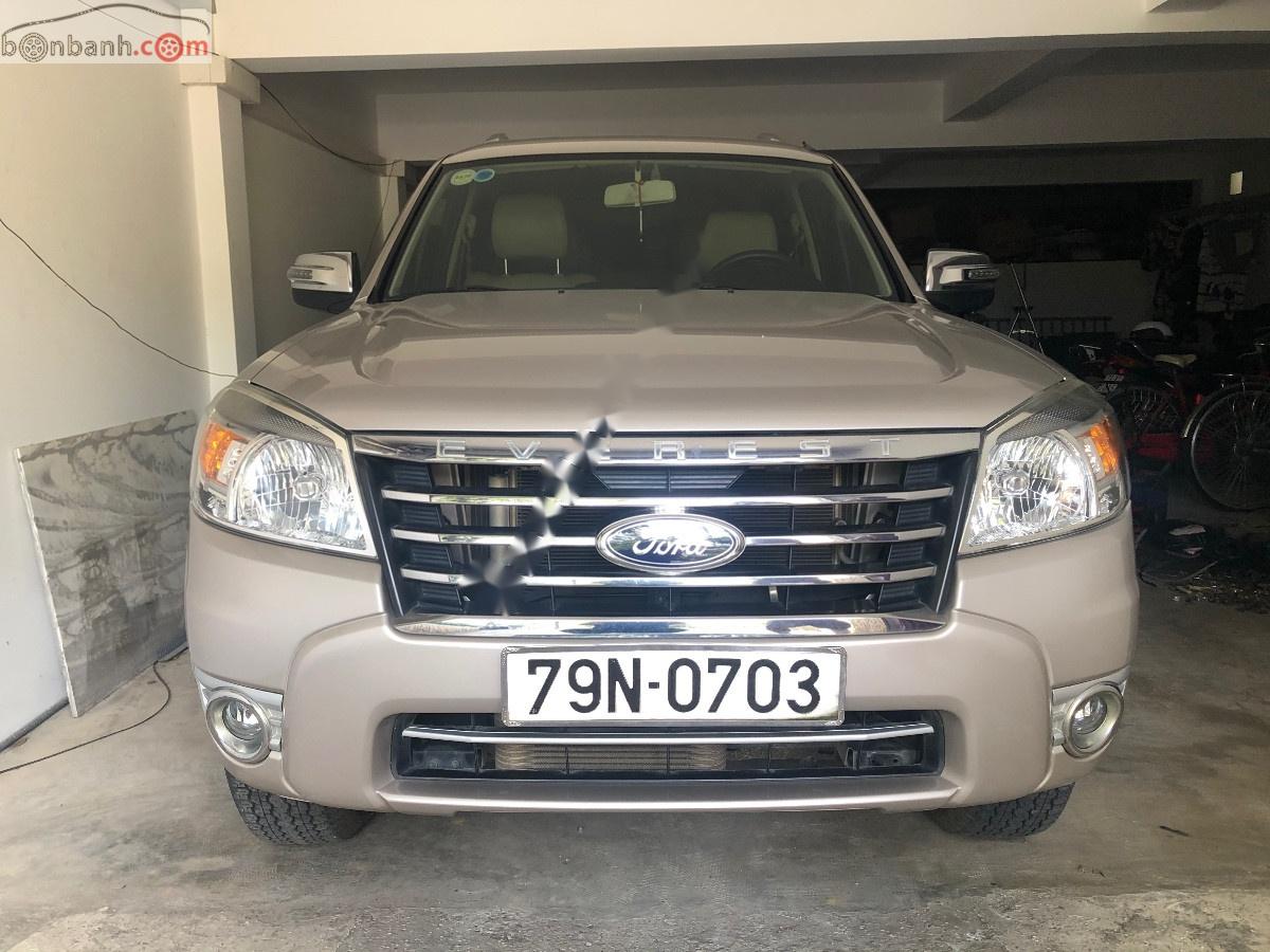 Ford Everest MT 2.5 2009 - Bán ô tô Ford Everest MT 2.5 đời 2009 còn mới