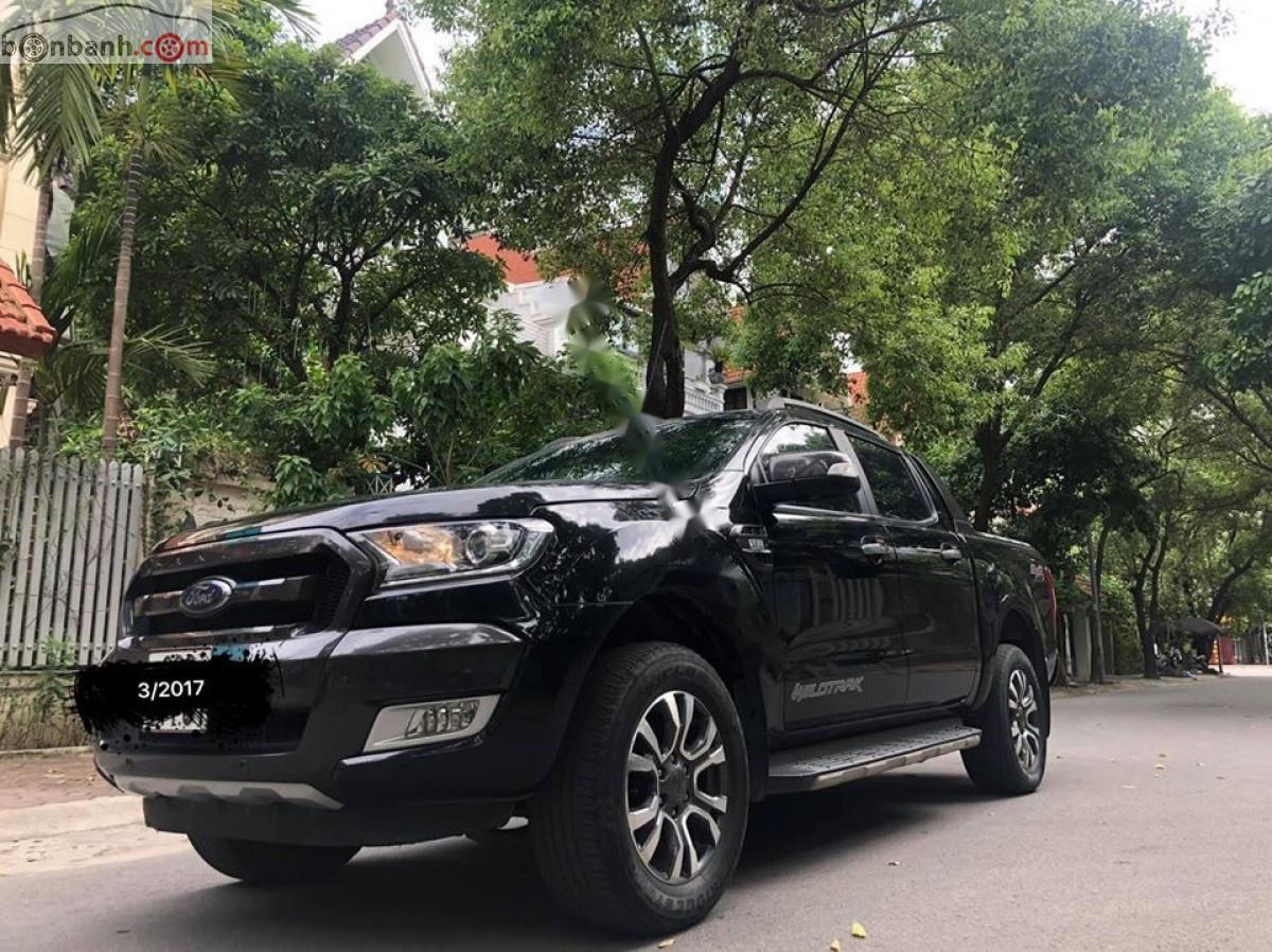 Ford Ranger Wildtrak 3.2 2016 - Bán Ford Ranger Wildtrak 3.2 đời 2016, màu đen, nhập khẩu