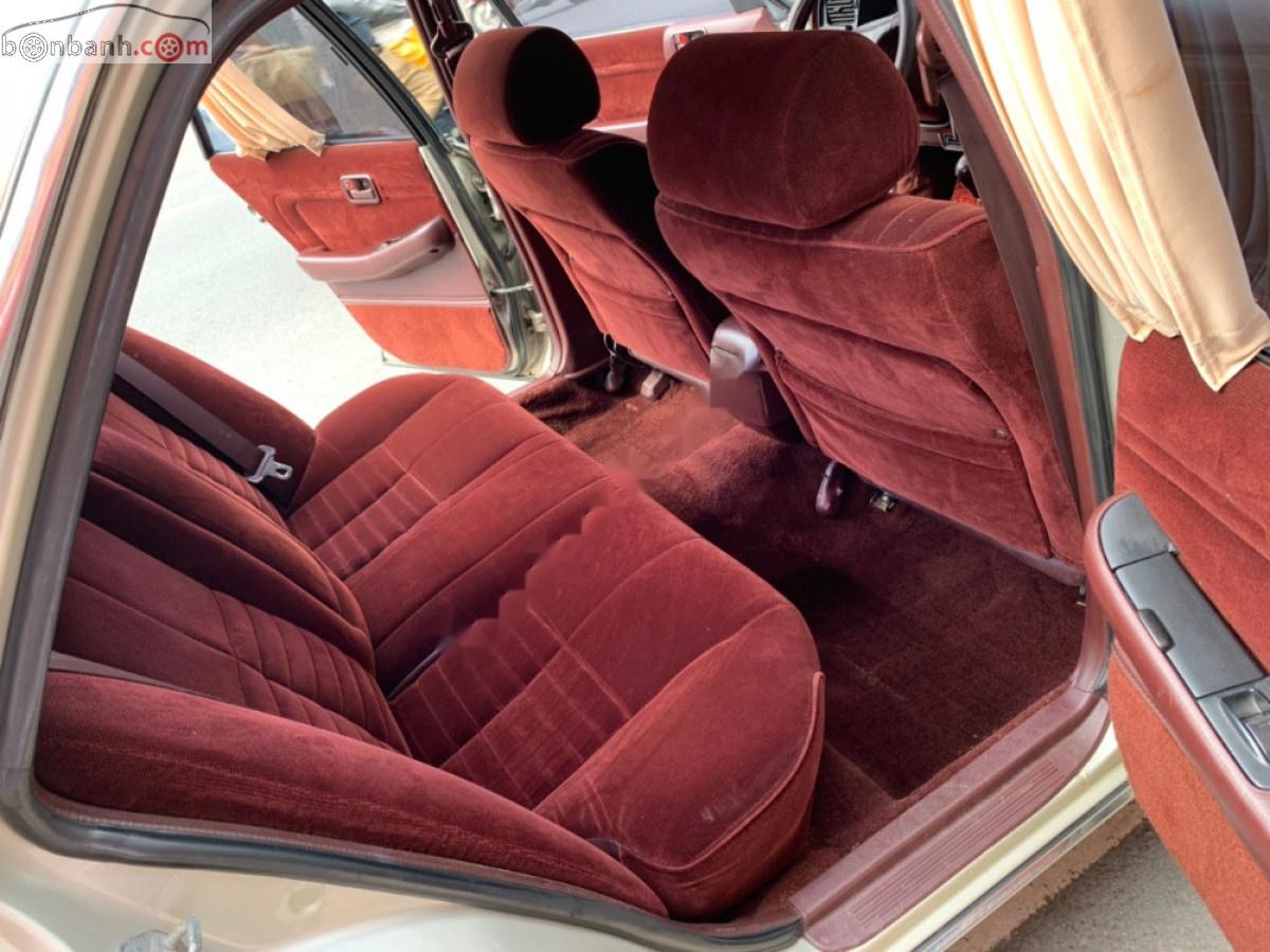 Toyota Cressida GL 2.4 1996 - Bán xe Toyota Cressida GL 2.4 sản xuất năm 1996, màu bạc, nhập khẩu, 165tr