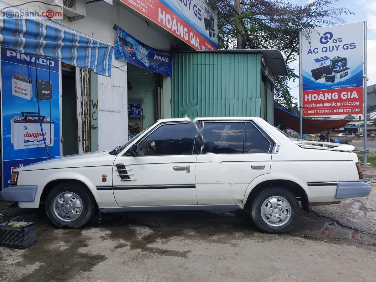 Toyota Corona   1990 - Bán Toyota Corona đời 1990, màu bạc