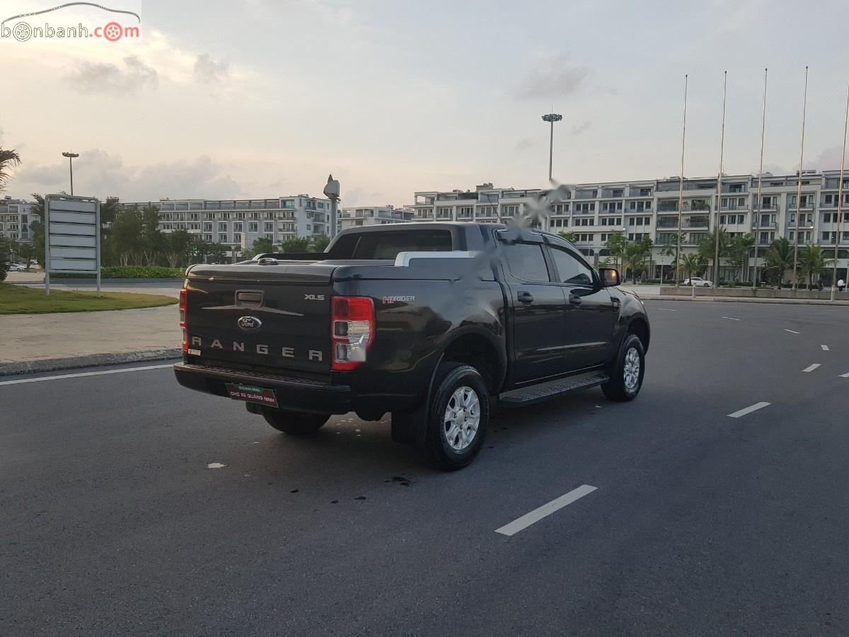 Ford Ranger XLS 2.2L 4x2 MT 2016 - Bán Ford Ranger XLS 2.2L 4x2 MT năm 2016, màu đen, nhập khẩu
