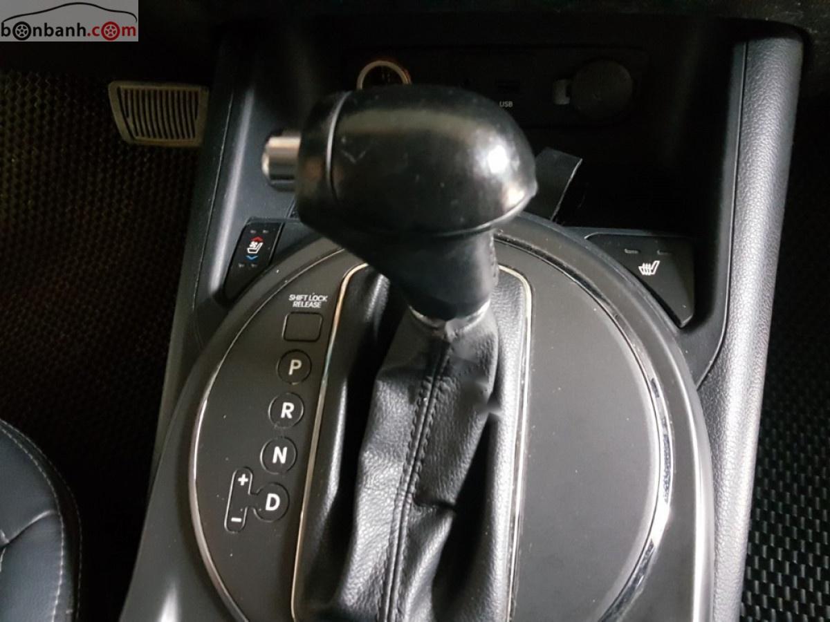 Kia Sportage Limited 2.0 AT 2010 - Bán Kia Sportage Limited 2.0 AT đời 2010, màu trắng, xe nhập giá cạnh tranh