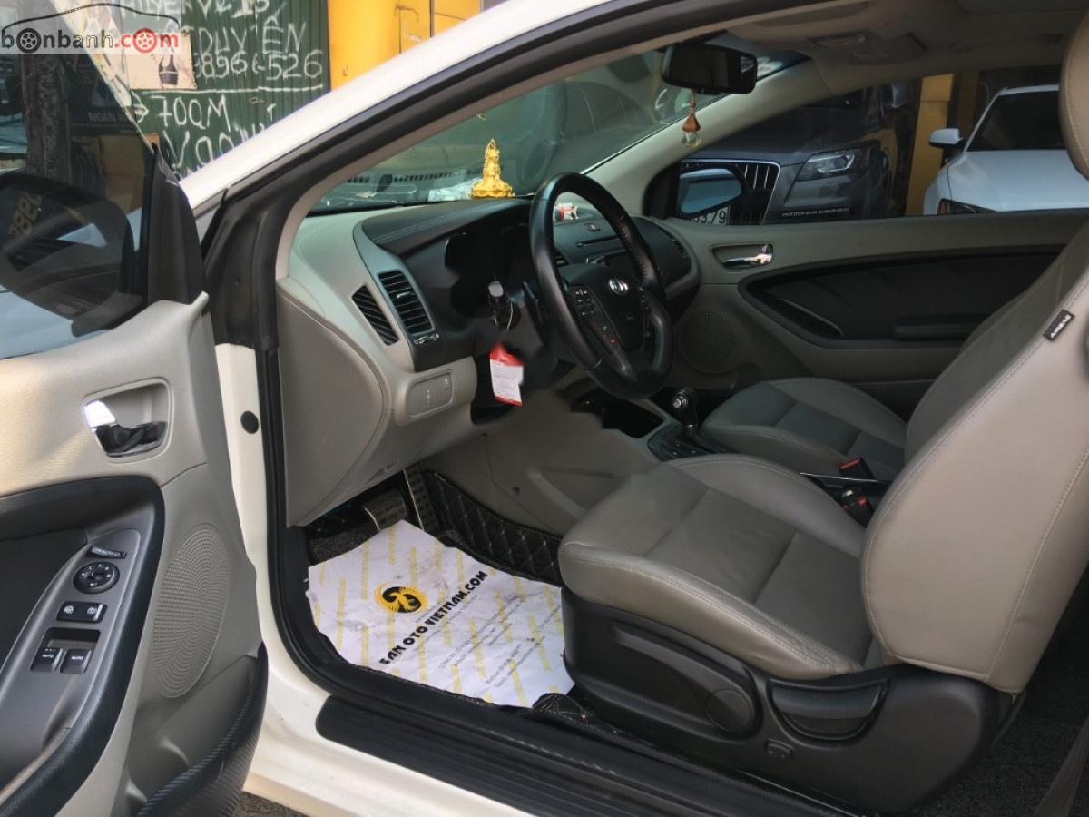 Kia Cerato Koup 2.0 AT 2014 - Xe Kia Cerato Koup 2.0 AT sản xuất năm 2014, màu trắng, xe nhập, giá chỉ 585 triệu
