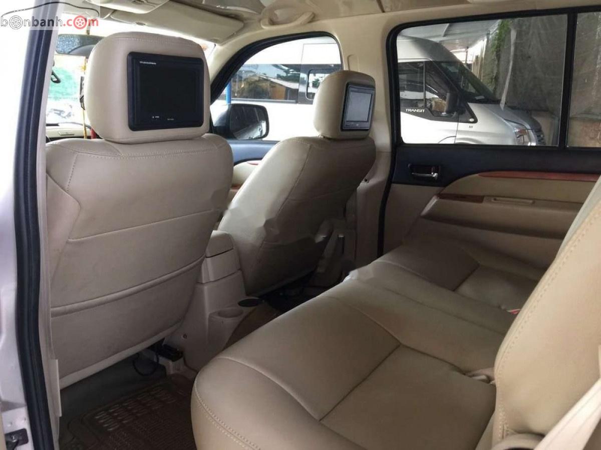 Ford Everest 2.5L 4x2 AT 2011 - Bán xe Ford Everest 2.5L 4x2 AT đời 2011