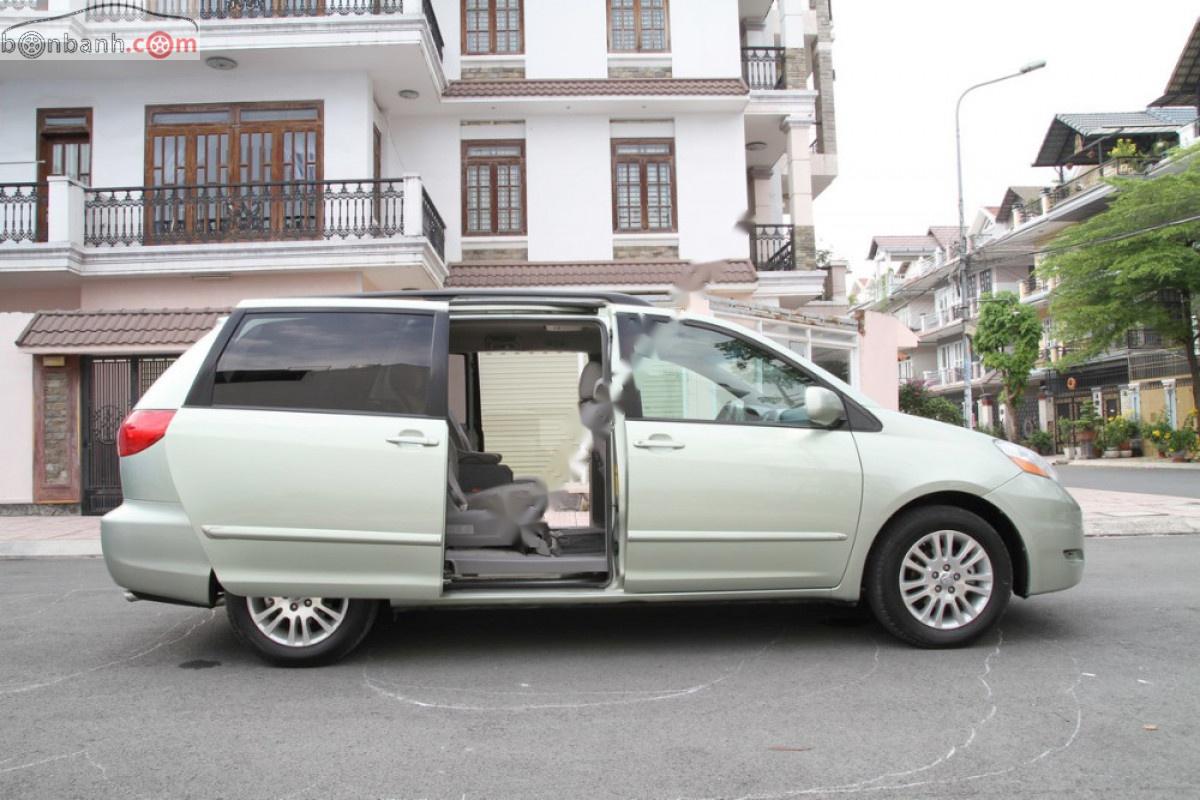 Toyota Sienna 2008 - Cần bán Toyota Sienna sản xuất năm 2008, xe nhập chính hãng