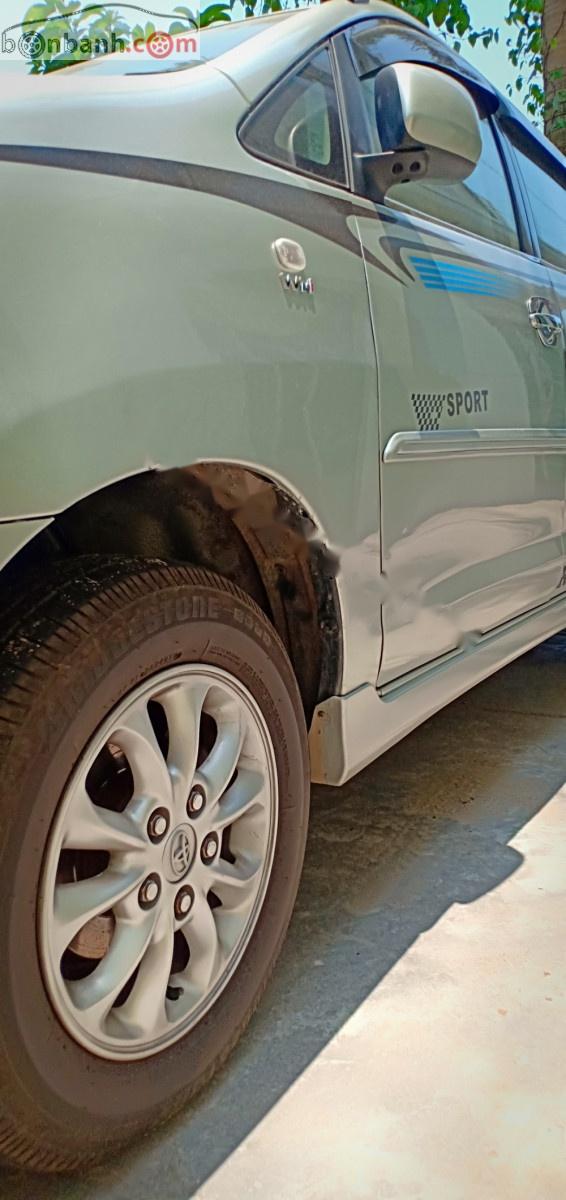 Toyota Innova 2.0E 2014 - Bán Toyota Innova 2.0E năm 2014, màu bạc, giá 460tr