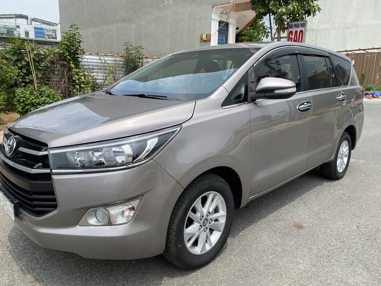 Hãng khác Khác 2017 - CHÍNH CHỦ CẦN BÁN XE INNOVA E 2.0 SẢN XUẤT 2017