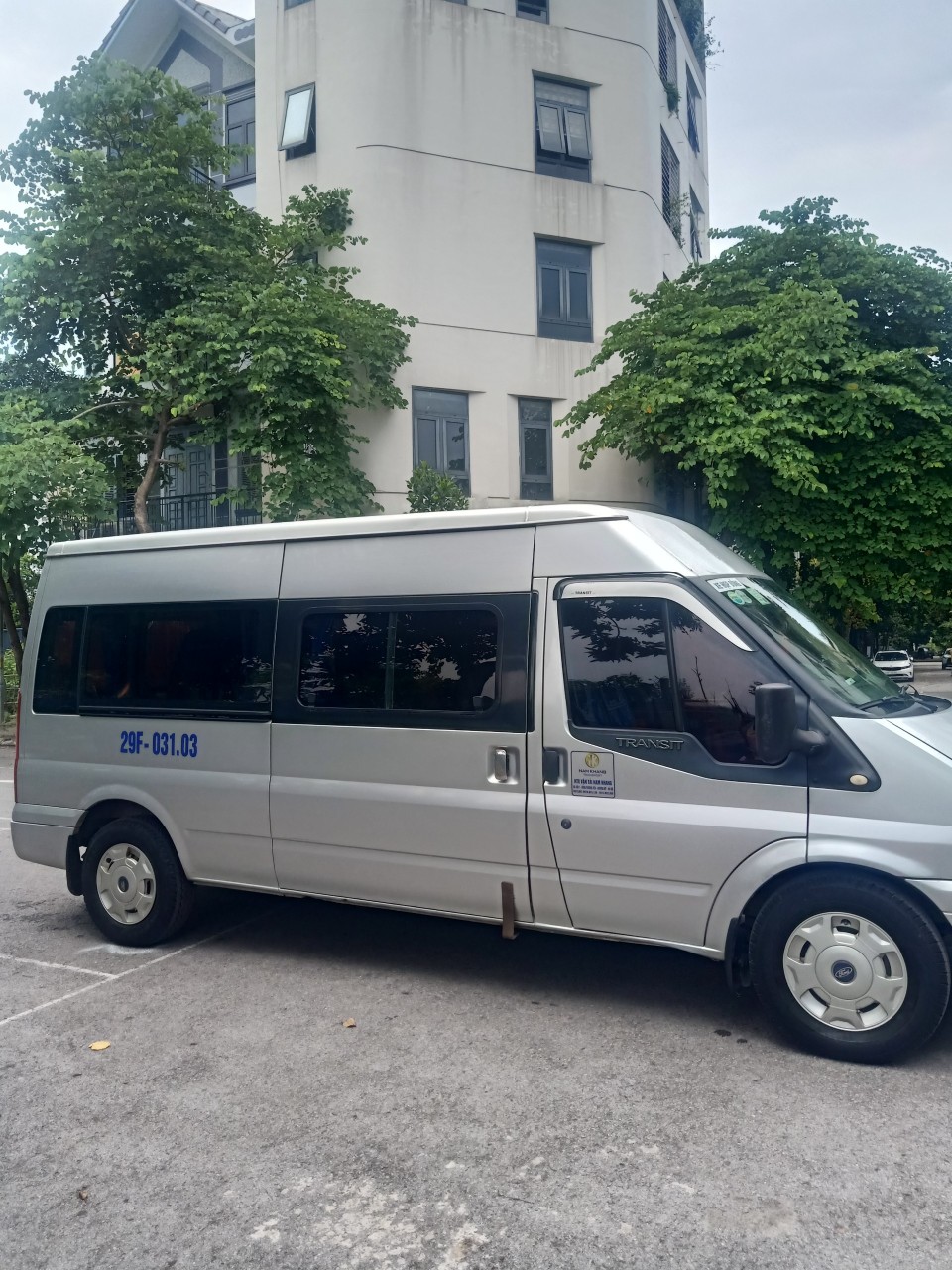 Hãng khác Khác 2014 - CHÍNH CHỦ CẦN BÁN XE FORD TRANSIT XE CHẠY DẦU, SX NĂM 2014, GIÁ 380 TRIỆU