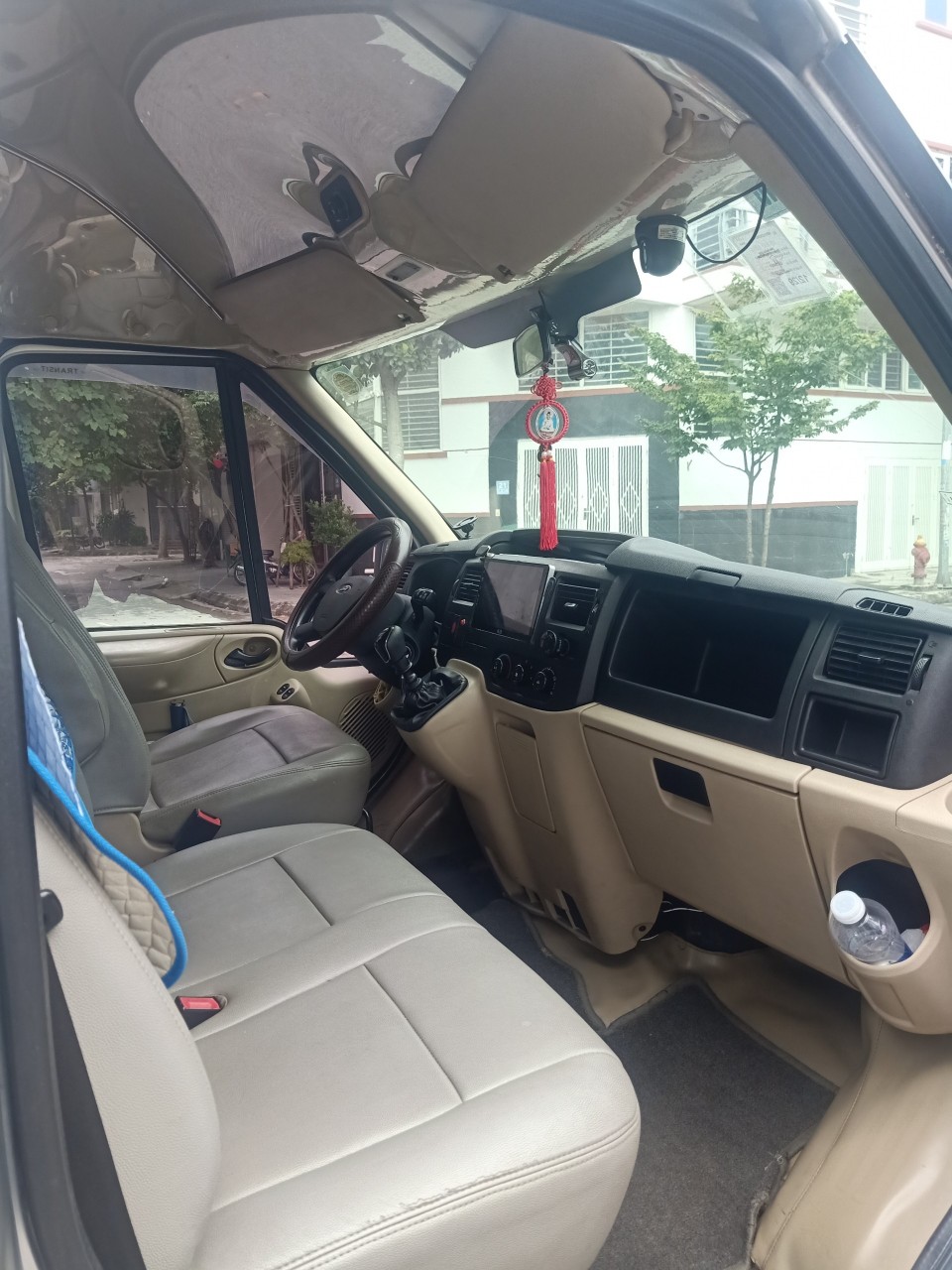 Hãng khác Khác 2014 - CHÍNH CHỦ CẦN BÁN XE FORD TRANSIT XE CHẠY DẦU, SX NĂM 2014, GIÁ 380 TRIỆU