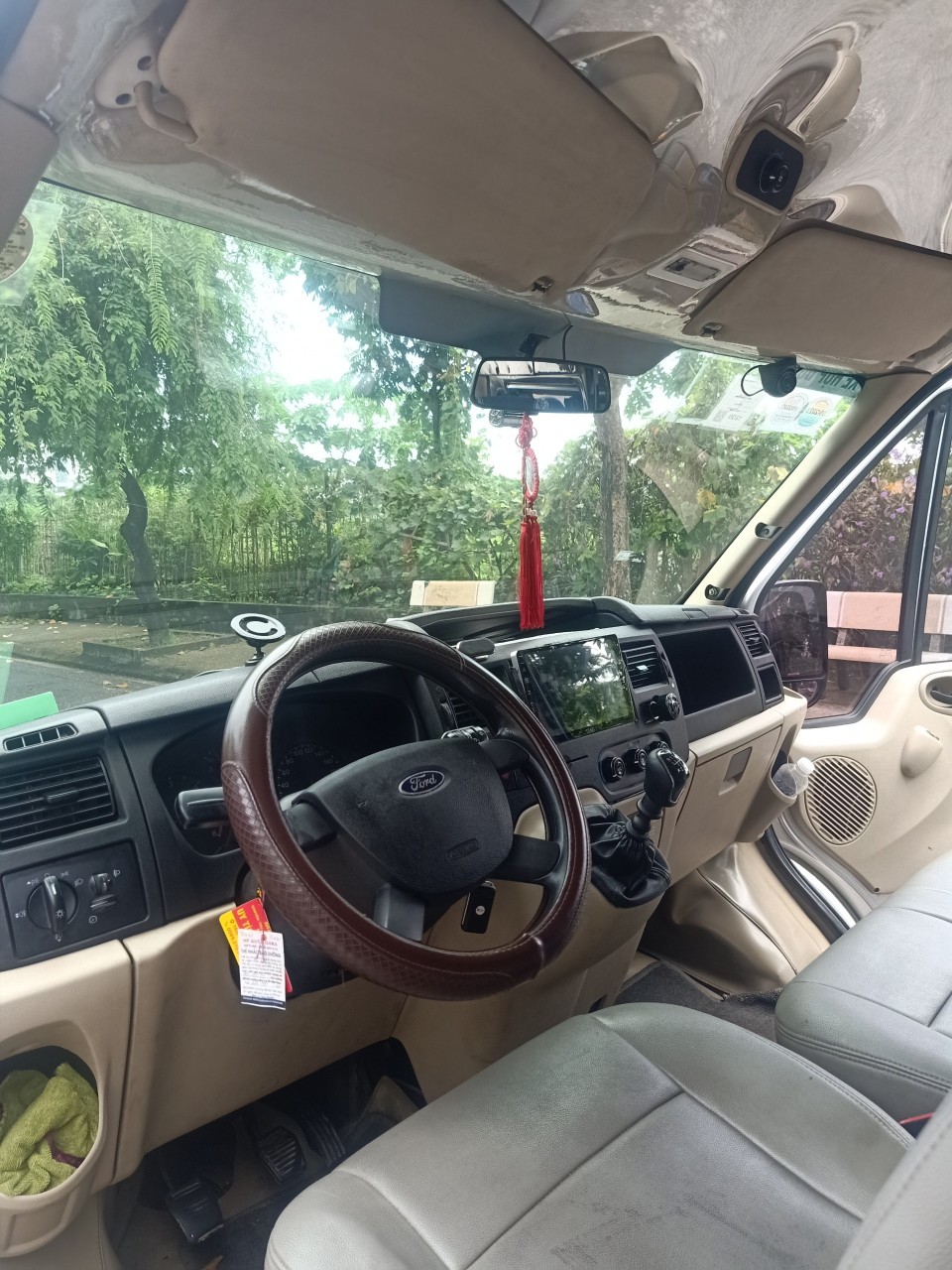 Hãng khác Khác 2014 - CHÍNH CHỦ CẦN BÁN XE FORD TRANSIT XE CHẠY DẦU, SX NĂM 2014, GIÁ 380 TRIỆU