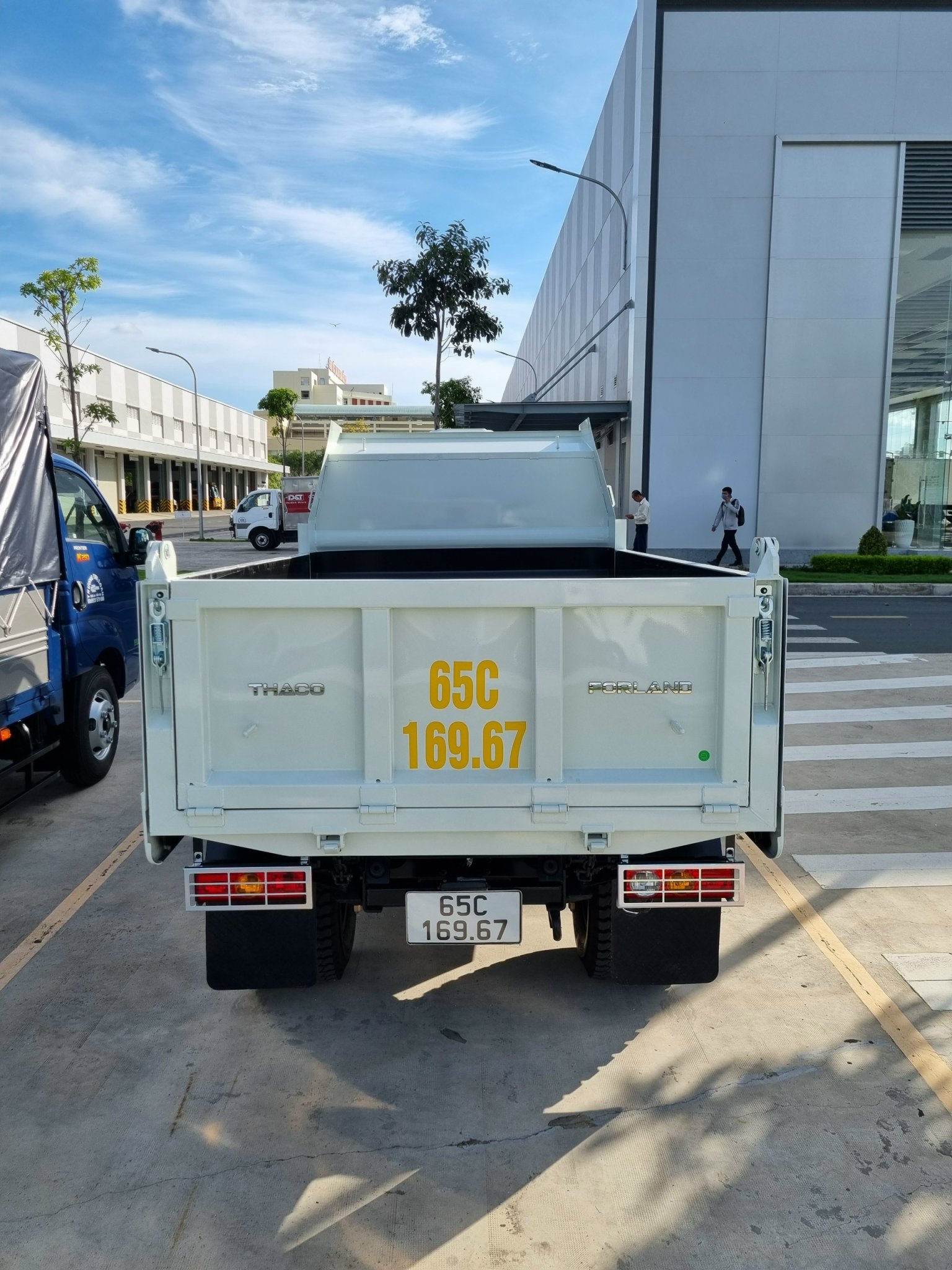 Thaco FORLAND 2021 - CHÍNH CHỦ CẦN BÁN XE FORLAND, SẢN XUẤT NĂM 2021, GIÁ 230 TRIỆU