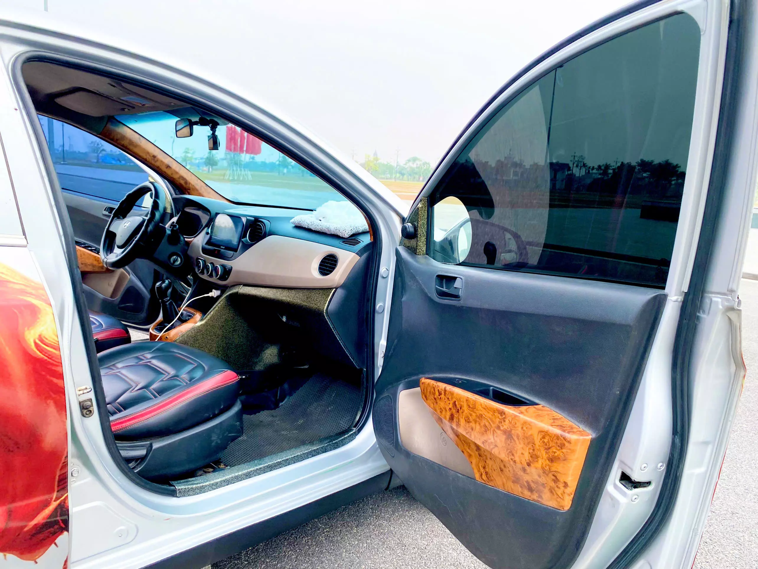 Hyundai i10 2015 - Nhờ ADM duyệt bài giúp e e chân thành cám ơn ạ   Thanh Lý Nhanh i10.2015 .120tr