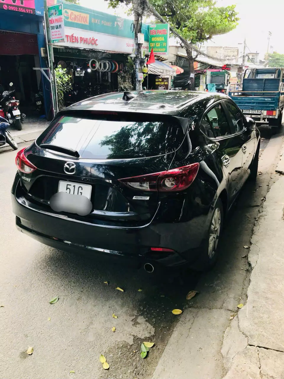 Mazda 3 2018 - Mazda 3SPORT Mode 2018 1.5 AT Hatchback - 860000km- 409 triệu