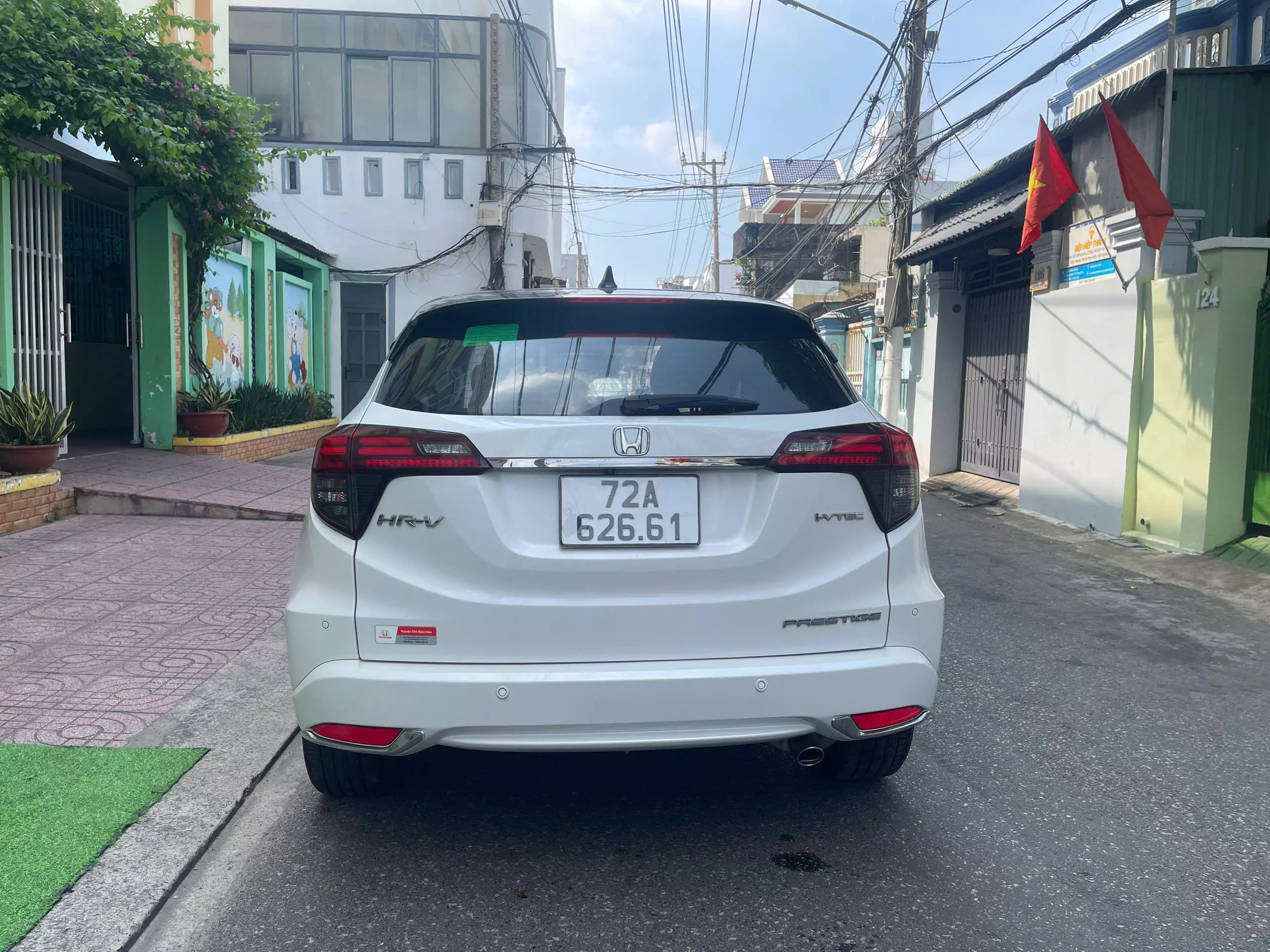 Honda HRV 2019 - Nhà dư dùng nay tôi cần bán xe honda HRV-1.8L bản full,sản xuất 2019,đk 2020