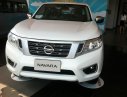 Nissan Navara NP300 2016 - Bán Nissan Navara NP300 E một cầu, số sàn, model 2017, màu trắng, nhập khẩu