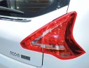 Peugeot 3008 2016 - [ Peugeot 3008 Bình Phước ] Bán Peugeot 3008 sản xuất 2016 mới, màu trắng, chính hãng, xe Pháp