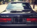 Toyota Crown MT 1993 - Gia đình cần bán lại xe Toyota Crown đời 1993, màu đen số sàn, giá tốt