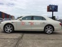 Bentley Continental Flying Spur 2016 - Bán ô tô Bentley Continental Flying Spur sản xuất 2016, màu trắng, nhập khẩu nguyên chiếc, số tự động