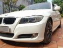 BMW 3 Series 320i  2009 - Bán BMW đời 2009, màu trắng, đăng ký tháng 11-2010