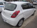 Hyundai i20 2009 - Xe Hyundai i20 đời 2009, màu trắng, nhập khẩu nguyên chiếc xe gia đình