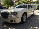 Chrysler 300C Hemi 5.7 V8 2006 - Cần bán lại xe Chrysler 300C Hemi 5.7 V8 đời 2006, màu trắng, nhập khẩu nguyên chiếc, giá 735tr