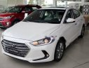Hyundai Elantra 2017 - Cần bán xe Hyundai Elantra sản xuất năm 2017, màu trắng, giá tốt