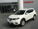 Nissan X trail 2.0 2wd 2017 - Bán ô tô Nissan X trail 2.0 2wd đời 2017, màu trắng, giá chỉ 928 triệu