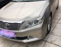 Toyota Camry LE 2.5Q 2013 - Bán xe Toyota Camry 2.5Q đời 2013, màu vàng, 930tr