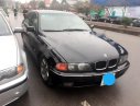 BMW 5 Series 525i 2000 - Cần bán lại xe BMW 5 Series 525i sản xuất 2000, màu đen, nhập khẩu chính hãng, giá 140tr